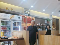 -桥头堡·坤德餐厅(滨江道店)