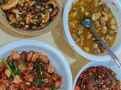 -笨罗卜浏阳菜馆(太平街店)
