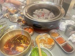 -围炉肉舍丹东海鲜烤肉·烤活鳗(步行街店)