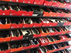 -NIKE上海青浦优选体验店