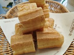-楼上大排档·顺德菜·粥水·鱼生(苗栗路店)