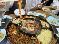 -亲昵春川鸡排(韩国美食街店)