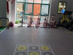 -AK健身普拉提拉伸私教馆(中八店)