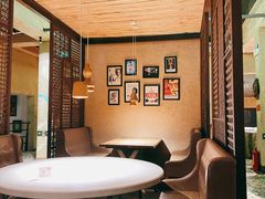 -70后饭吧(府河街店)