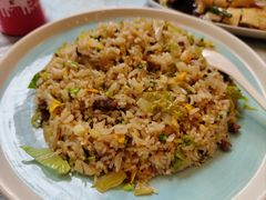 牛肉菘酸菜炒饭-六婶西关小厨(光塔路店)