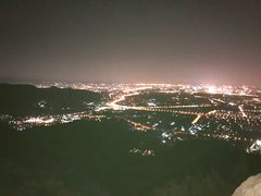 -鬼笑石后山停车场