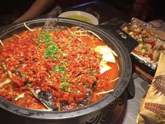 -吞鱼兽麻辣烤鱼(万达店)