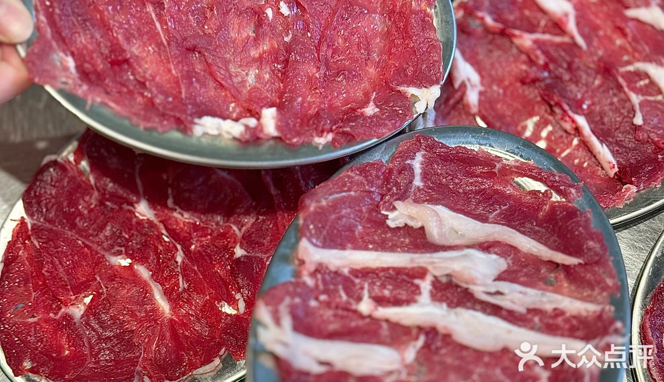 这家全球🌏有肉源的牛肉火锅的肉感确实不一样