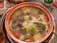 -阿婆情腊排骨火锅(金虹路店)