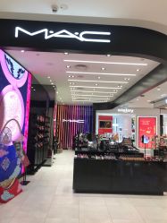 -M·A·C