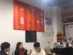 大堂-阿姨小肉摊(同济西苑店)