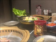 -山川小町·极番烧肉(新地假日广场店)