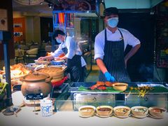 -怡咖啡海鲜自助餐厅(浦东香格里拉店)
