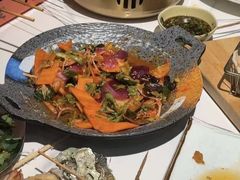 -嗨辣小聚·盘锦河蟹·海鲜烧烤龙虾(盘锦十年好店)