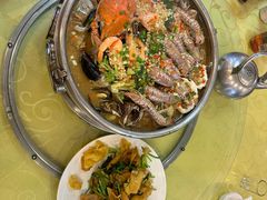 -鑫渔港海鲜本地菜·山海关浑锅(东戴河店)