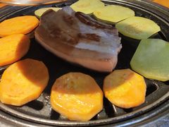 厚切五花肉-唯成•韩国炭火烤肉 유성고기