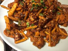 -三人行骨头王火锅(长寿店)