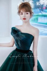 -艾米丽婚纱礼服