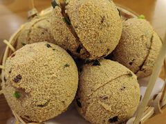 -包整·丝娃娃(一览甲秀楼风景店)