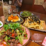 周五下班的喝酒吹水时间[啤酒][啤酒][啤酒]