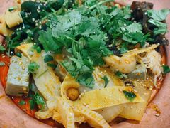 六姐干拌-成都你六姐·牛肉冒菜·麻辣香锅(长泰广场店)