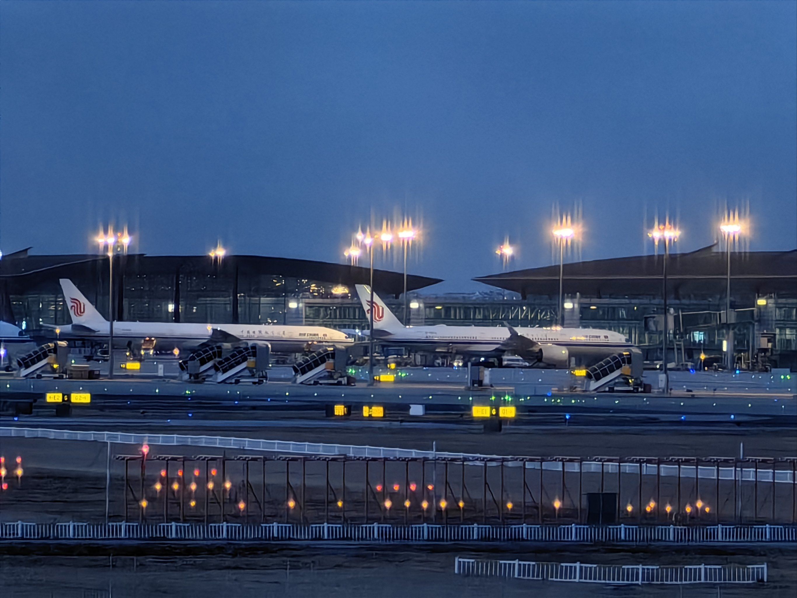 首都机场飞机起飞啦