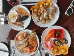 -荣誉国际酒店-云顶旋转餐厅