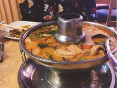 -J Daeng Seafood