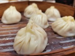 鲜肉小笼-光明邨大酒家(淮海路店)