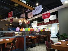 大堂-周鱼小馆石锅酸菜鱼(活力汇店)