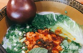 Classic Kunming Rice Noodles