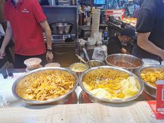 自助取餐区-周小亮丁家坡洋芋(全国总店)