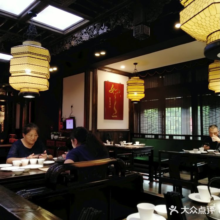 杜甫草堂附近，来成都必吃餐厅，麻婆豆腐的代表。