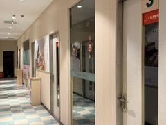 -柏斯音乐艺术中心·钢琴·吉他(上音店)