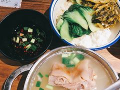 -麻婆婆白家肥肠粉(海岸城店)