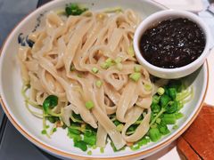 炸酱面-小大董·烤鸭(观景餐厅·南京西路店)