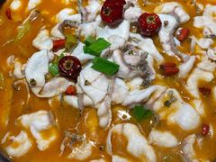 中辣酸菜鱼-周渝食惦酸菜鱼(青浦店)