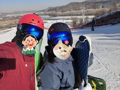 -辽阳弓长岭温泉滑雪场