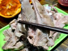 手抓羊排-清真.德枭炕肉店.青海菜(大新街夜市店)