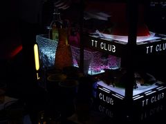 -TT CLUB 酒吧