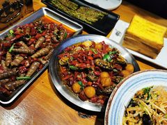 -喝丢一只鞋海鲜烧烤·海肠捞饭(市场店)