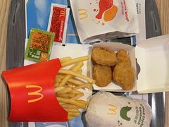 -麦当劳(华贸天地店)