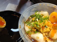 -爆炸头阿姨小四川正宗川味小吃(无任何分店)