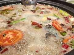 绵长贡椒锅-小饕荟雅安贡椒鱼鲜馆(广福桥店)