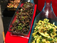 -领鲜活海鲜榴莲自助火锅(东门店)