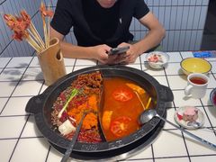 -卤校长重庆火锅(恒隆广场店)