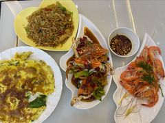 瘦肉鸡蛋炒河粉-覃记海鲜美食餐厅