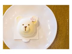 焦糖苹果小熊形蛋糕-星巴克(保定华创广场店)