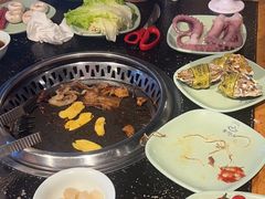 -釜御山海鲜烤肉火锅自助(新城市中心店)