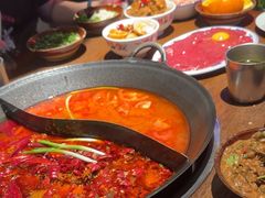 -萍姐火锅·公路夜市(武汉首店)